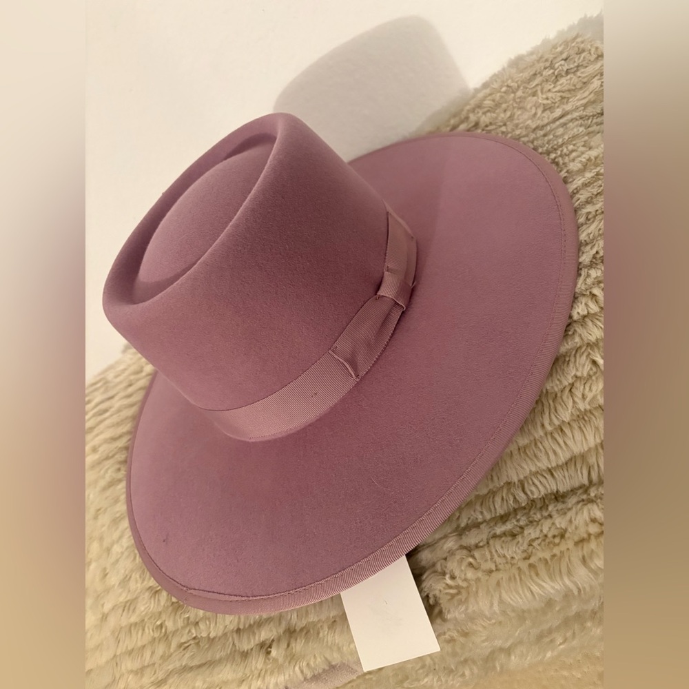 WYETH Elegant light purple Wide-Brim Hat 100% wool “adjustable “